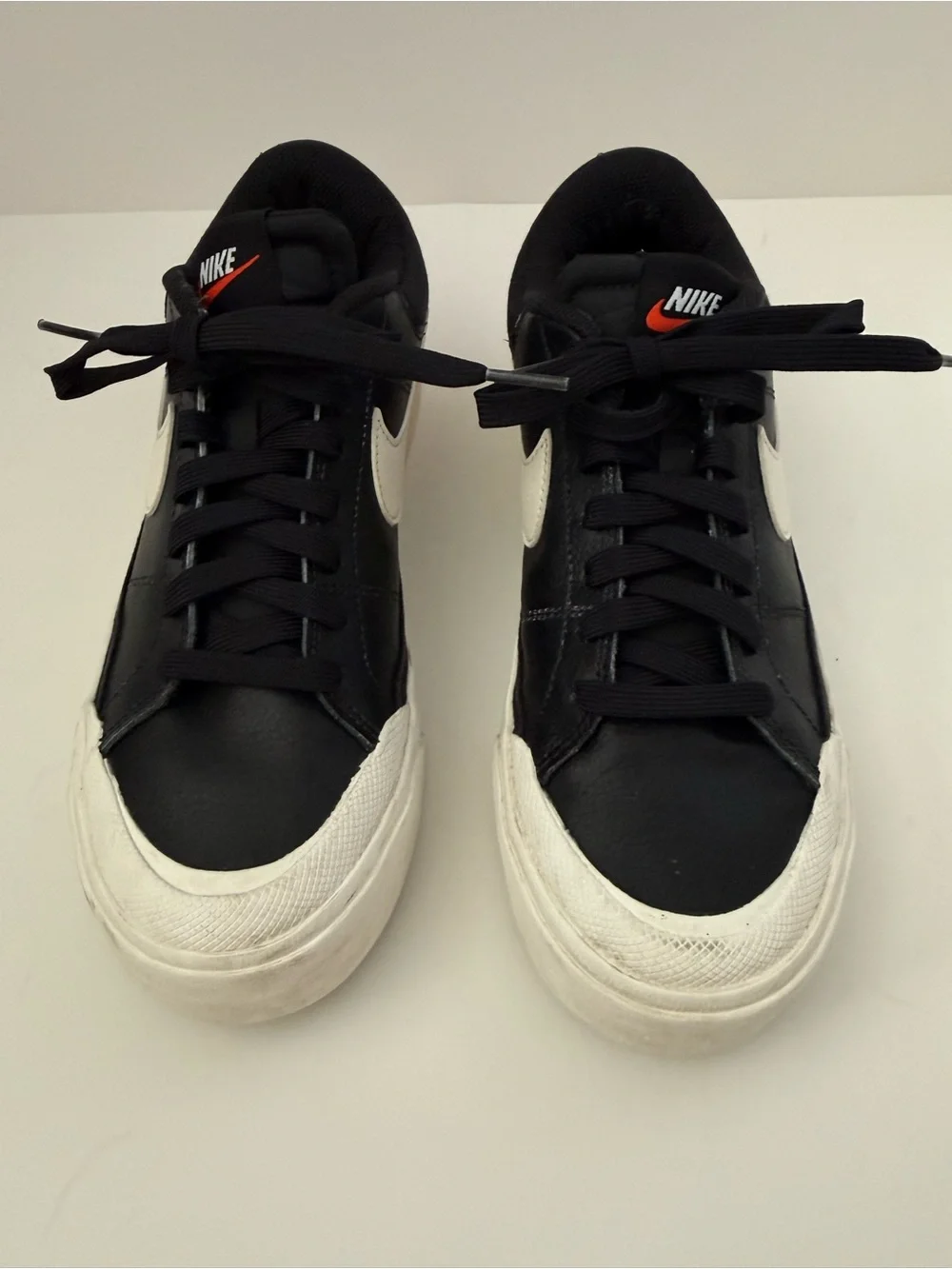 Nike Court Legacy Lift Women’s 8.5 Black White Platform Sneakers